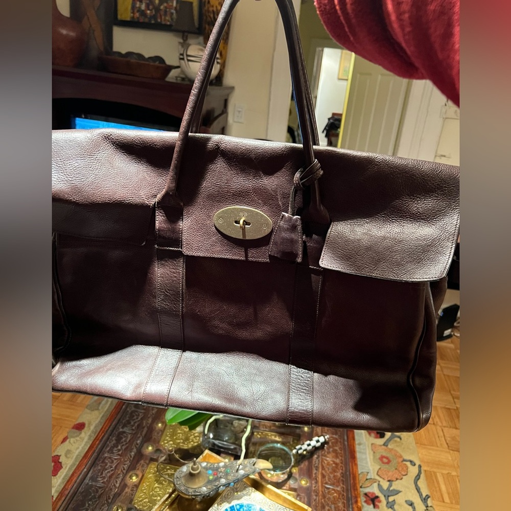 Brown mulberry bag that you can us a for weekend large size very good condition